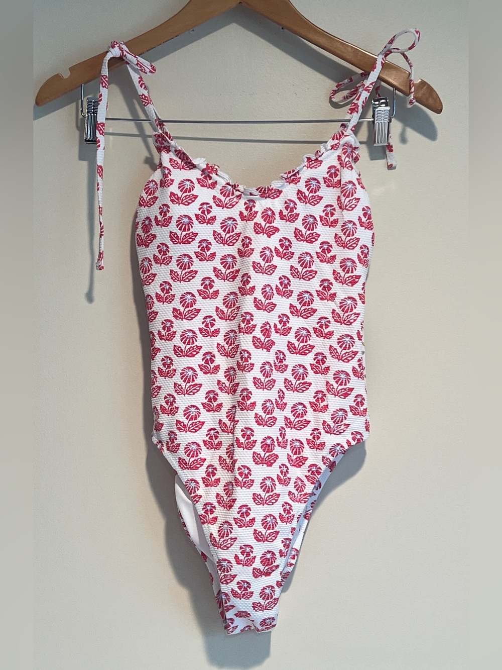Roller Rabbit Target Women's One Piece Swimsuit Red Floral Sz XS NTW Beach Boho - Picture 3 of 12